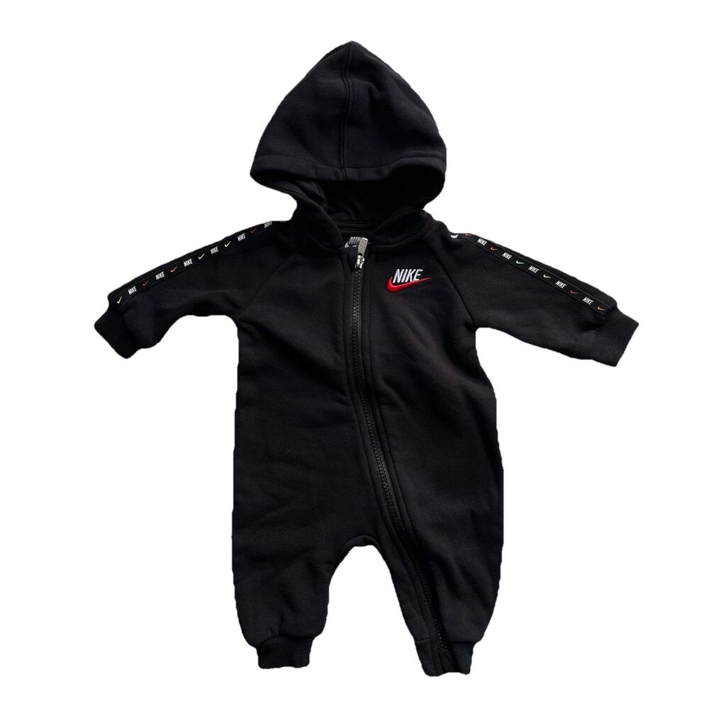 Nike Swoosh Baby 0-3 Months One Piece Hooded Coverall Full Zip Black 3M